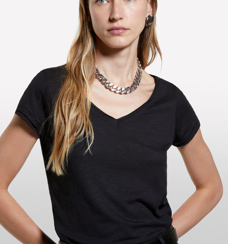 Black V-neck t-shirt - women's short sleeve t-shirts - Black | Sisley image number 4
